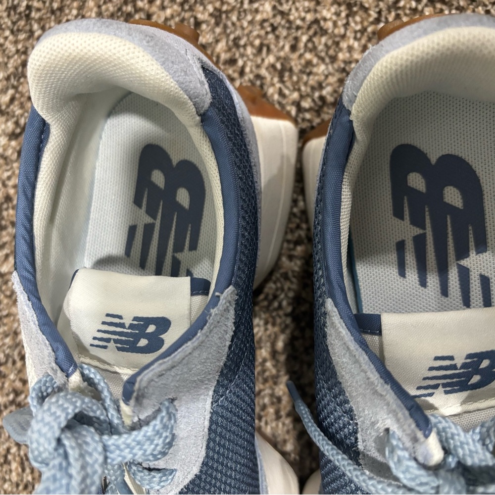 New Balance Navy and Light Blue Athletic Sneakers The Intelligence Choice 327 - Picture 4 of 7